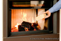 Holzbriketts für den Ofen