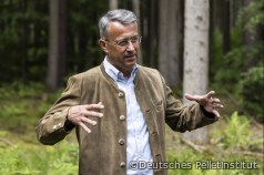 Professor Hubert Röder
