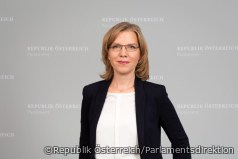 Leonore Gewessler: Kimaschutzmilliarde